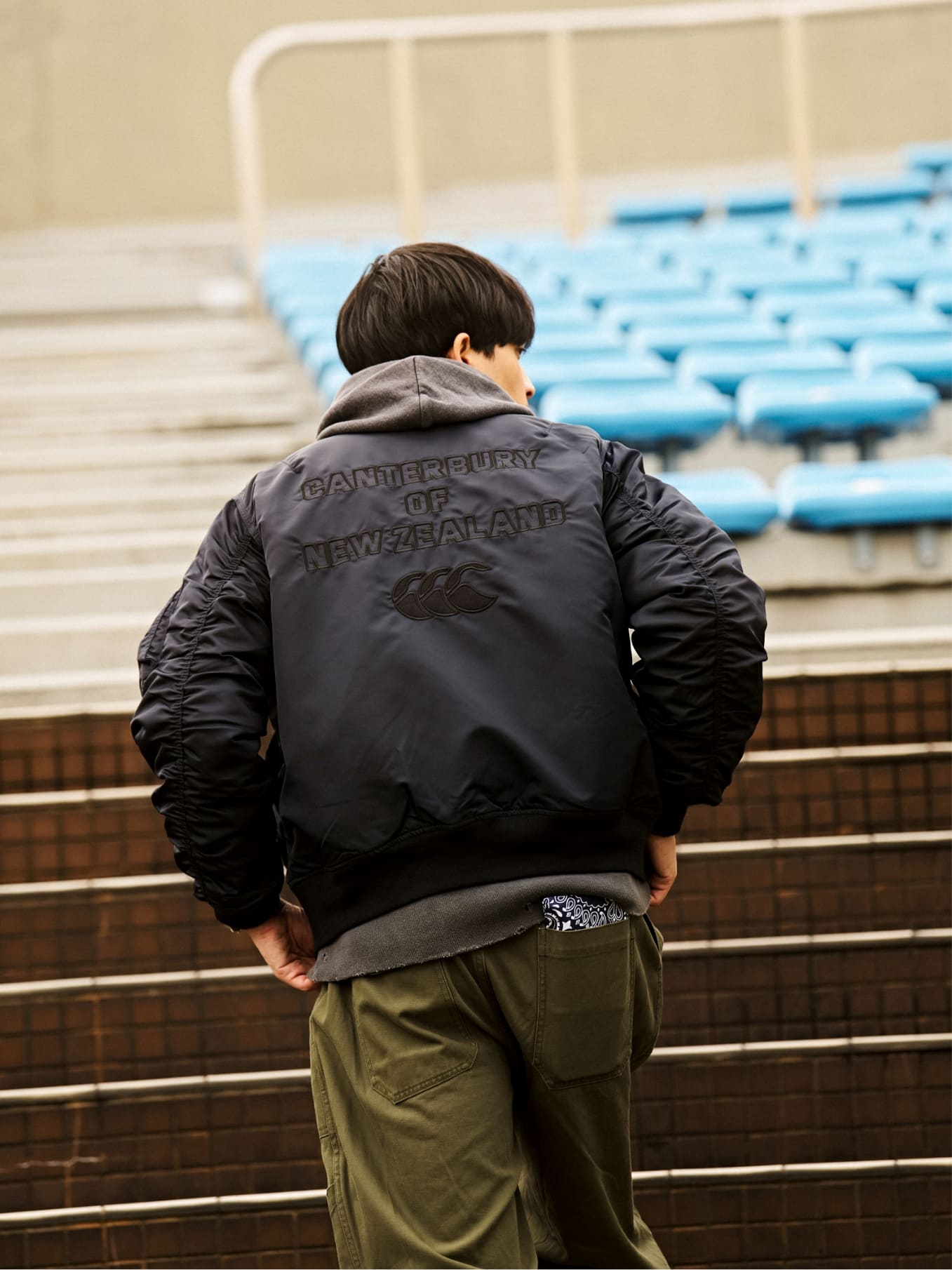 DEFENDER JACKET