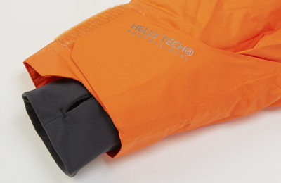 袖口ベルクロ+ハンドゲーター