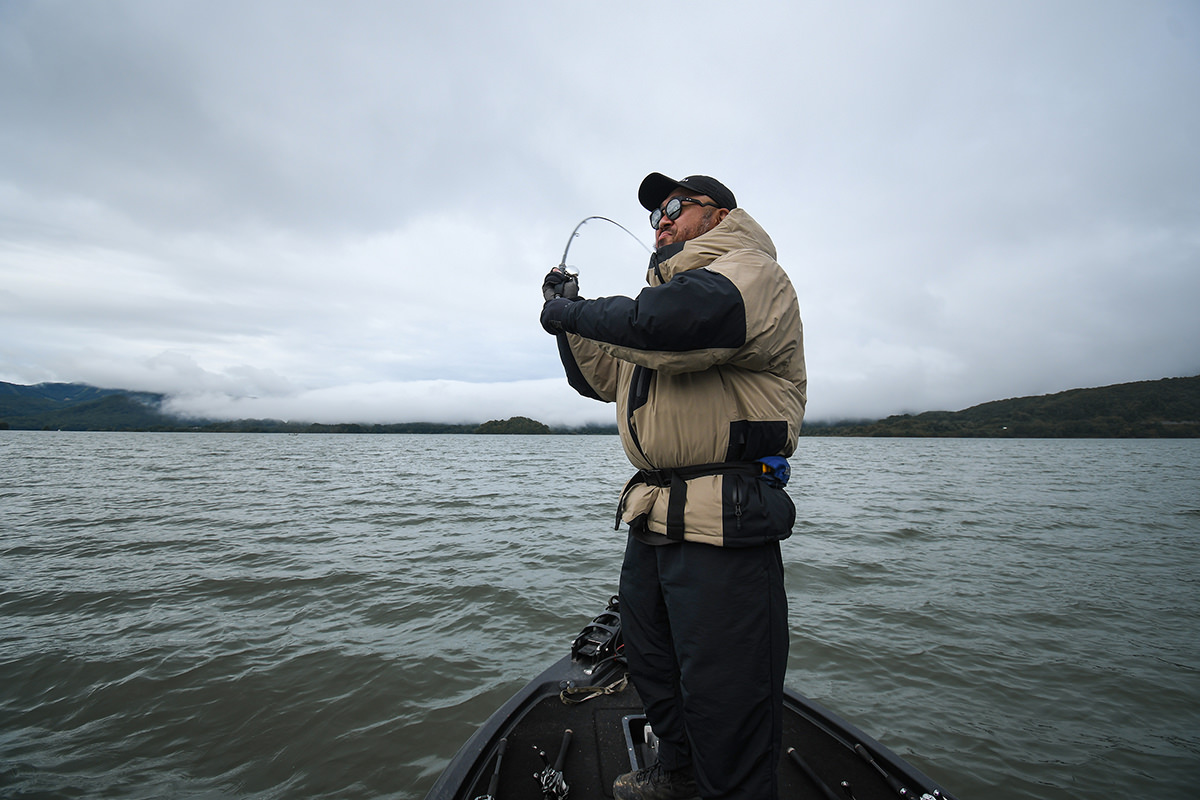 HHAngler WP Down Jacket PRODUCT STORY | HELLY HANSEN ANGLERS