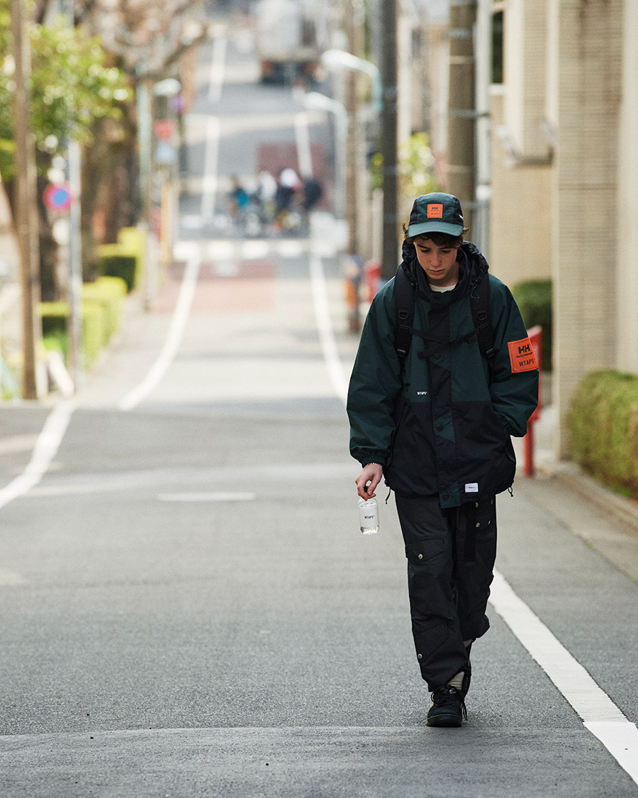 WTAPS OFFSHORE BAG POLY. HELLY HANSEN