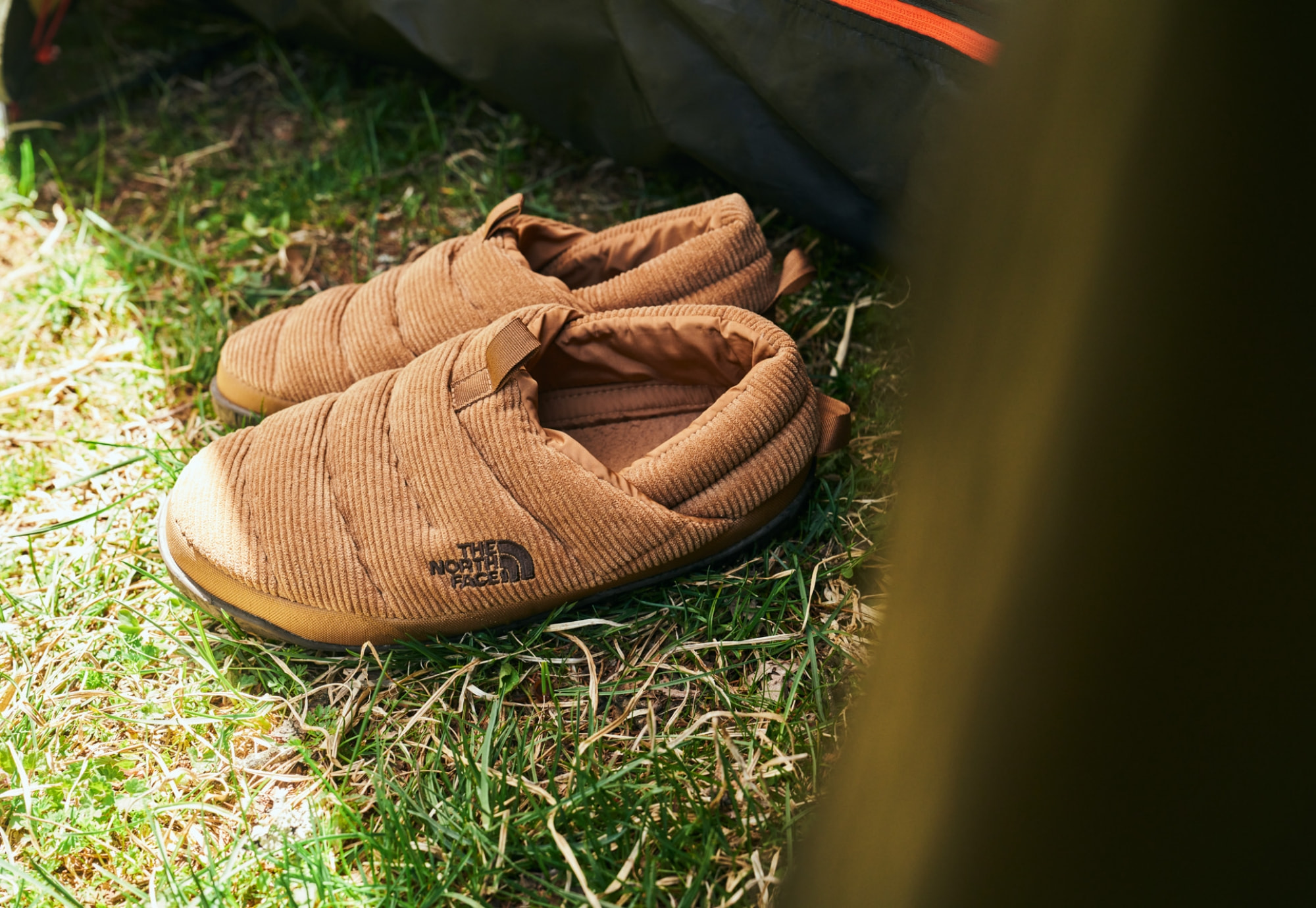Nuptse Mule Corduroy | Online Camp Store | THE NORTH FACE 